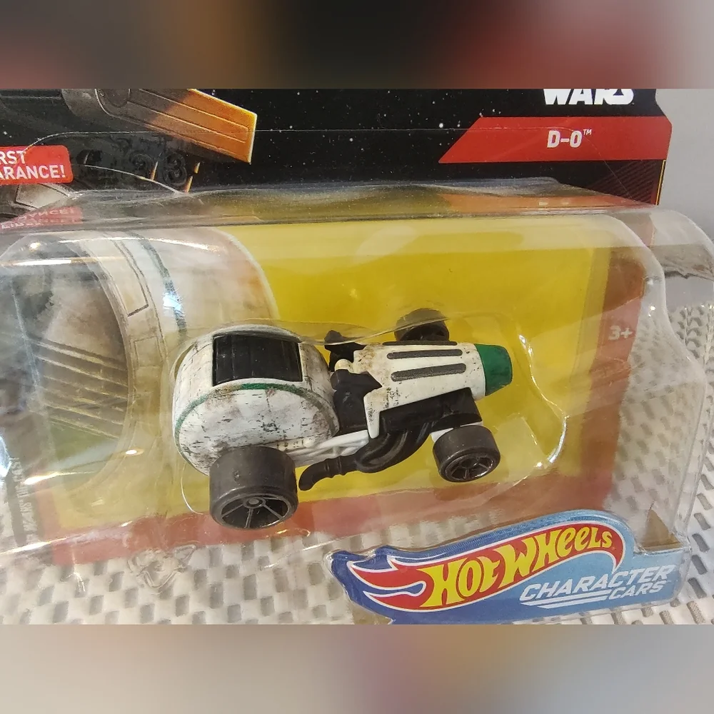 Hot Wheels Character Cars D-O Star Wars Die-Cast NWT Disney The Rise of Skywalke